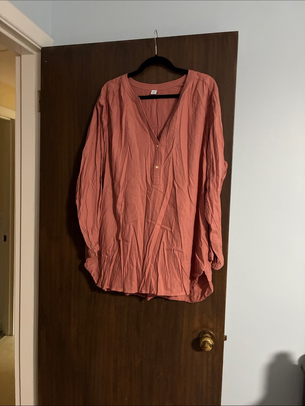 Old Navy Peach/ Coral V-Neck Long Sleeve Tunic Top